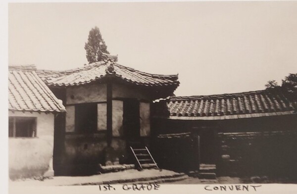 평양의 첫 성당(관후리성당의 모습)